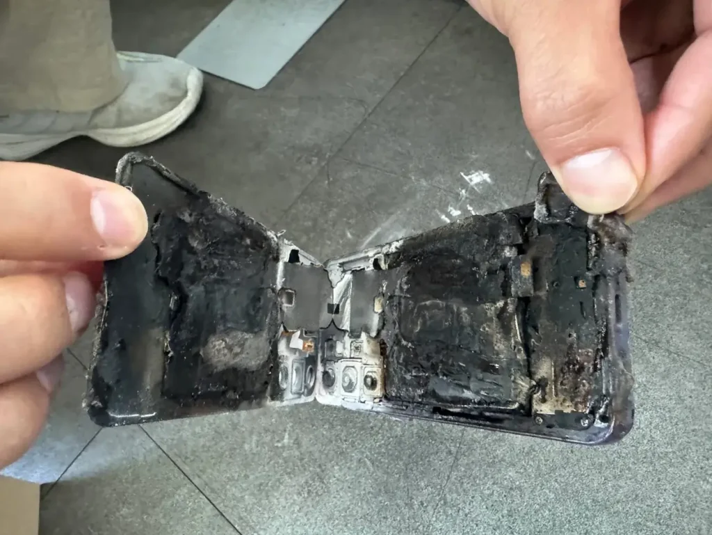 Galaxy-S24-exploding-in-hand-2-1440w-1080h.jpg